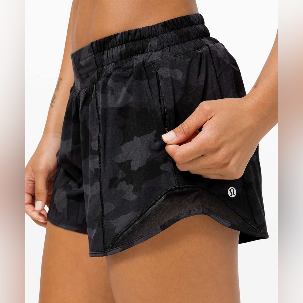 Lululemon Hotty Hot Long Shorts 4” Camo Gray Size 2